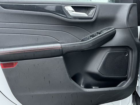 Certified 2023 Ford Escape ST-Line w/ Tech Pack #1 image 15