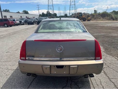 Used 2006 Cadillac DTS FWD image 7