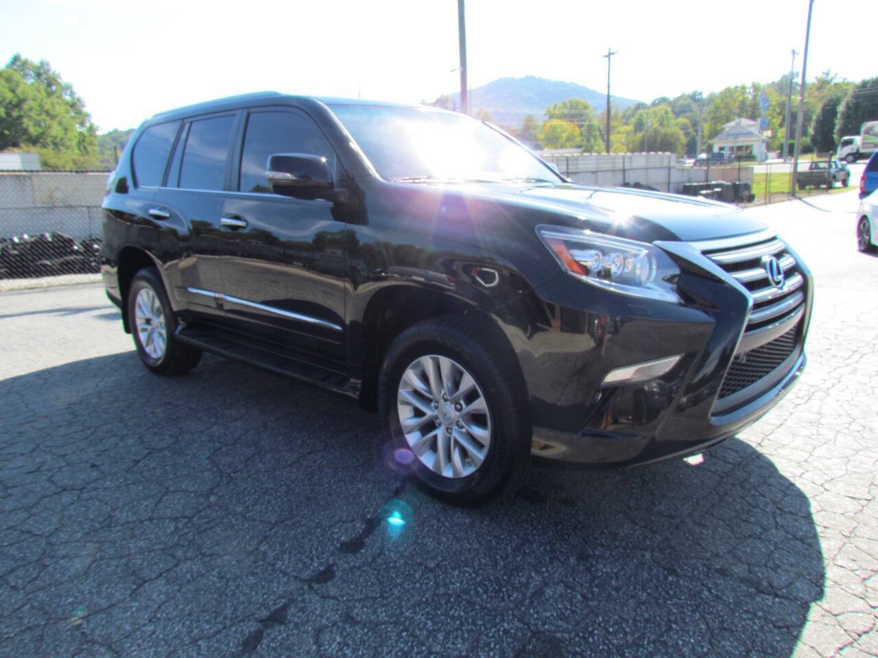 Used 2019 Lexus GX 460 Premium AWD/4WD image 7