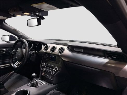 Used 2019 Ford Mustang GT image 27