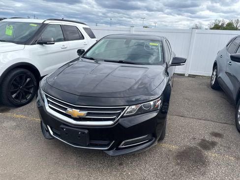 Used 2019 Chevrolet Impala LT FWD image 21