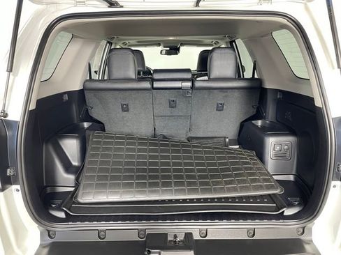 Used 2023 Toyota 4Runner Limited AWD/4WD image 19