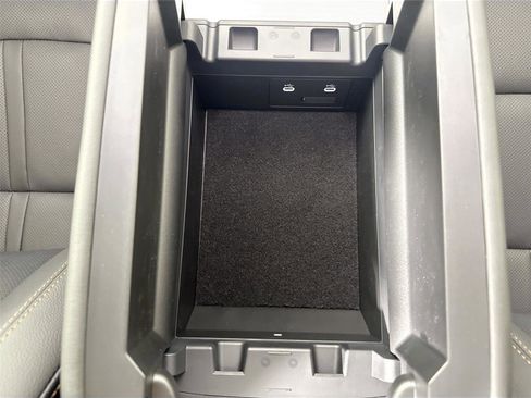 Used 2026 MAZDA CX-90 3.3 Turbo w/ Preferred Package image 36