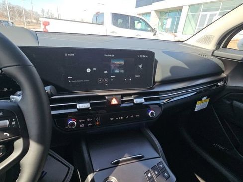 New 2026 Kia Sportage SX Prestige image 12