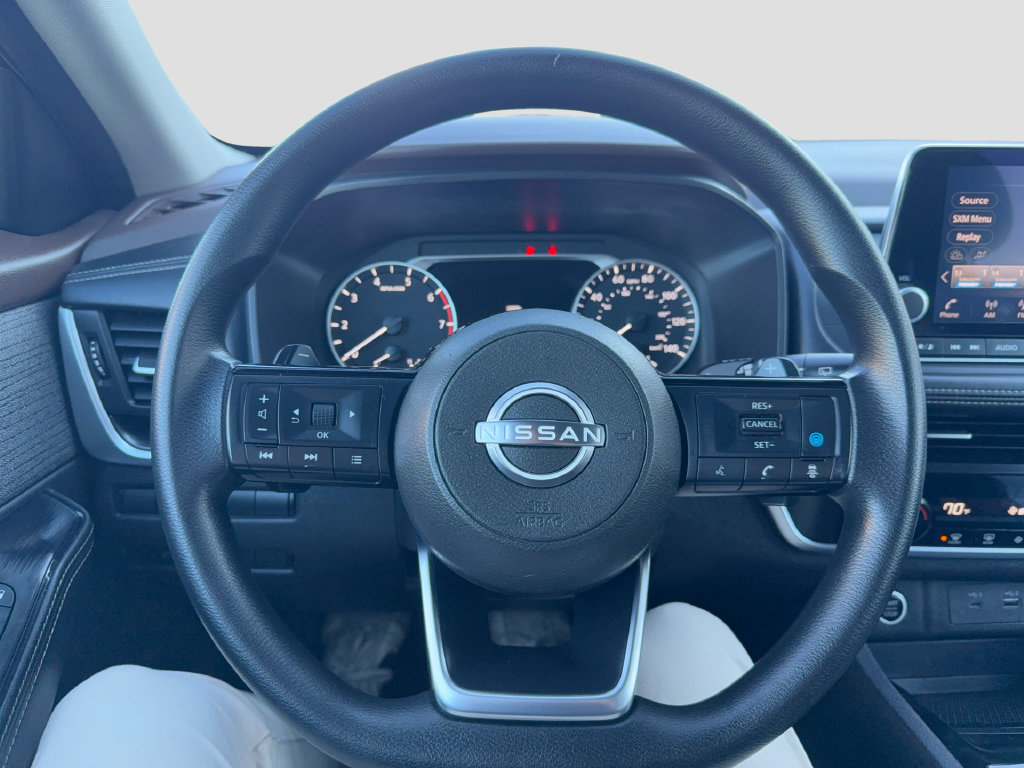 Used 2023 Nissan Rogue SV AWD/4WD image 15