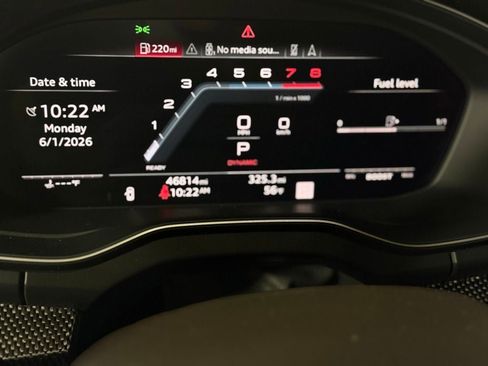 Used 2024 Audi SQ5 Prestige AWD/4WD image 13