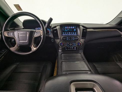 Used 2017 GMC Yukon Denali w/ Open Road Package AWD/4WD image 16