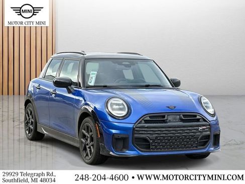 Certified 2025 MINI Cooper S image 1
