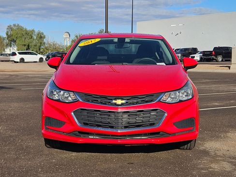 Used 2017 Chevrolet Cruze LS image 9