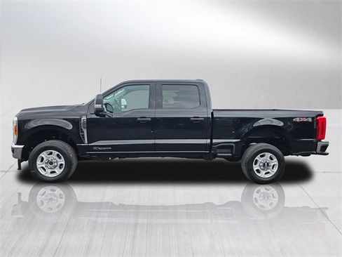 New 2026 Ford F250 XLT image 3
