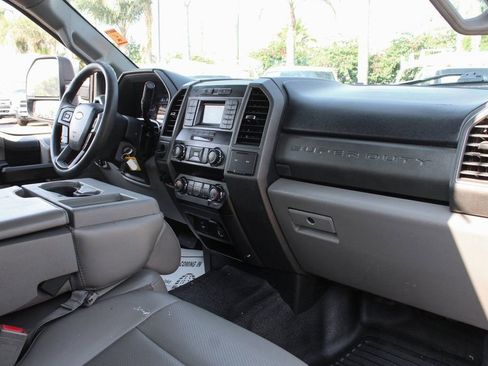 Used 2019 Ford F550 2WD Crew Cab Super Duty image 33