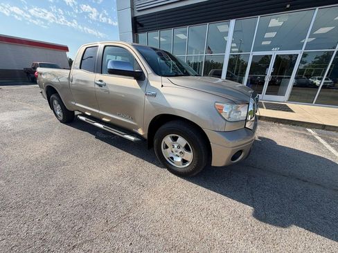 Used 2007 Toyota Tundra Limited RWD image 2