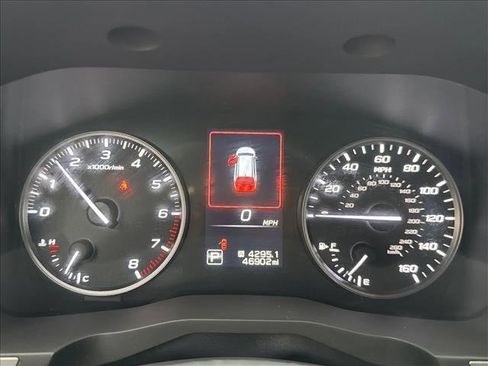 Used 2023 Subaru Ascent Premium image 17