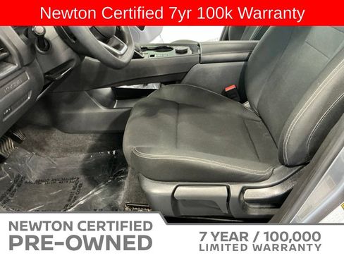 Used 2023 Nissan Rogue S AWD/4WD image 14