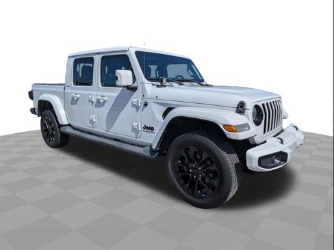 Used 2021 Jeep Gladiator Overland AWD/4WD image 2