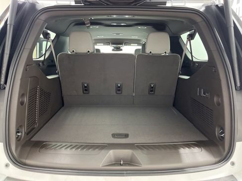 New 2026 GMC Yukon XL Elevation image 24