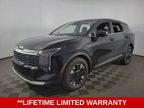 Used 2026 Kia Sportage LX FWD image 3