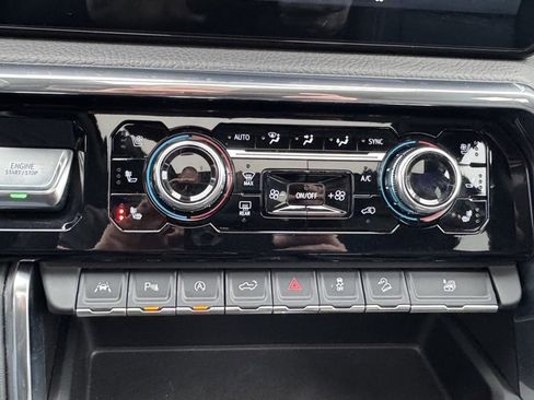 Used 2024 GMC Sierra 1500 Denali w/ Technology Package image 24