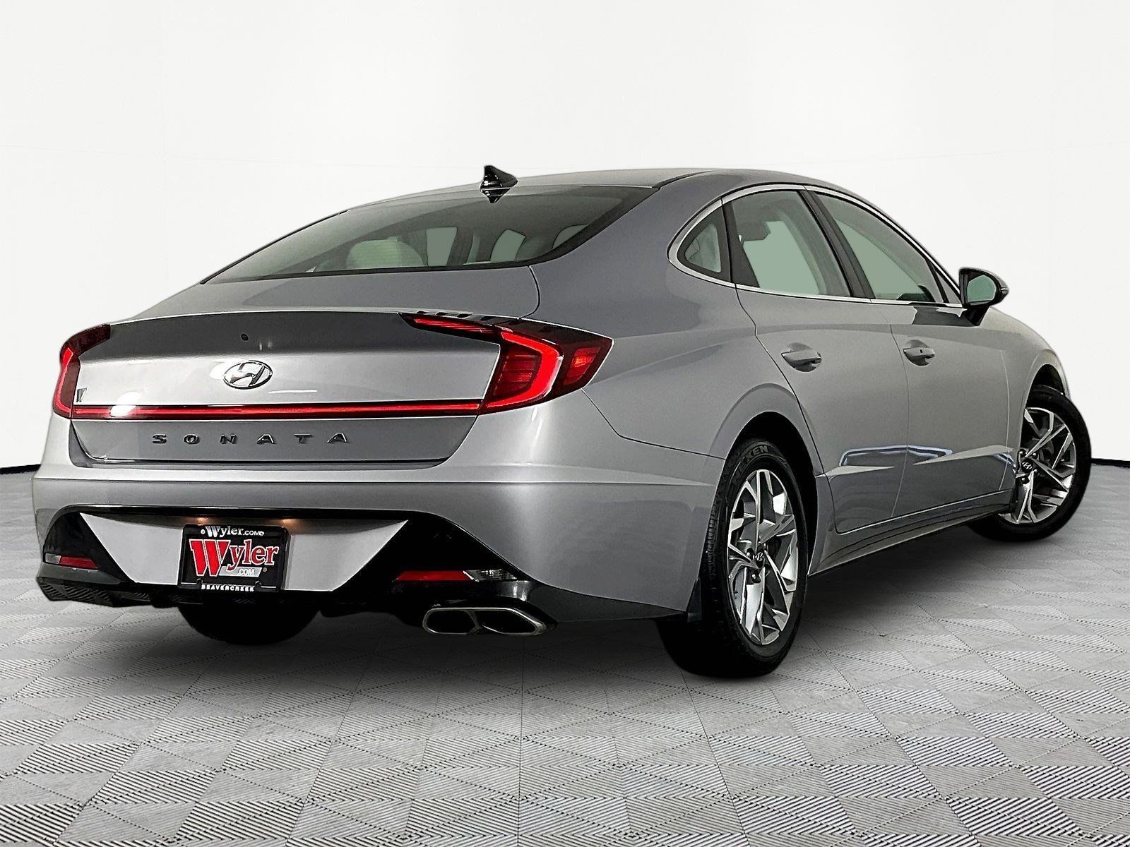 Used 2023 Hyundai Sonata SEL FWD image 13