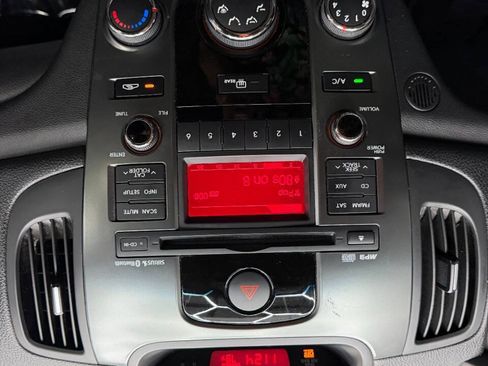 Used 2013 Kia Forte EX FWD image 26