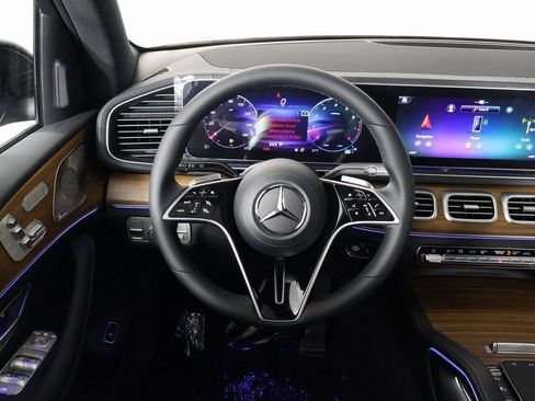 New 2026 Mercedes-Benz GLE 350 4MATIC image 3