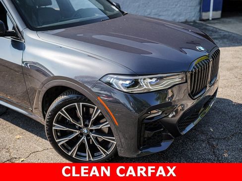 Used 2022 BMW X7 M50i image 7