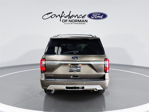 Used 2018 Ford Expedition Platinum image 7
