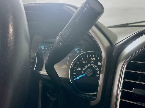 Used 2016 Ford F150 Lariat w/ Trailer Tow Package AWD/4WD image 31
