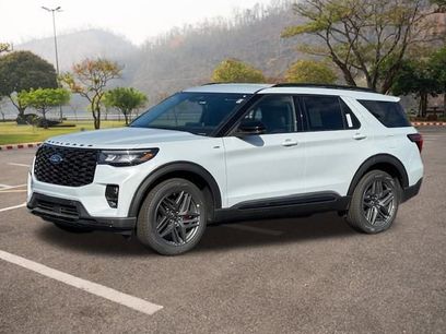 New 2026 Ford Explorer ST-Line w/ ST-Line Street Pack