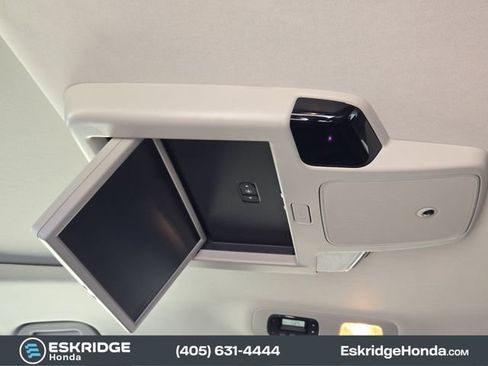 Certified 2026 Honda Odyssey Touring image 32