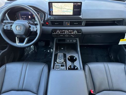 New 2026 Honda Pilot Touring image 15