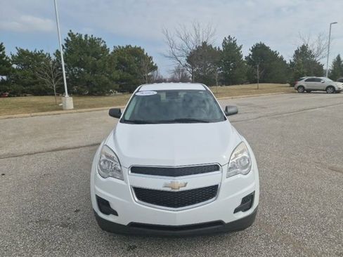 Used 2014 Chevrolet Equinox LS image 2