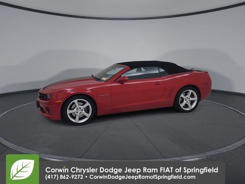 Used 2013 Chevrolet Camaro SS RWD image 8