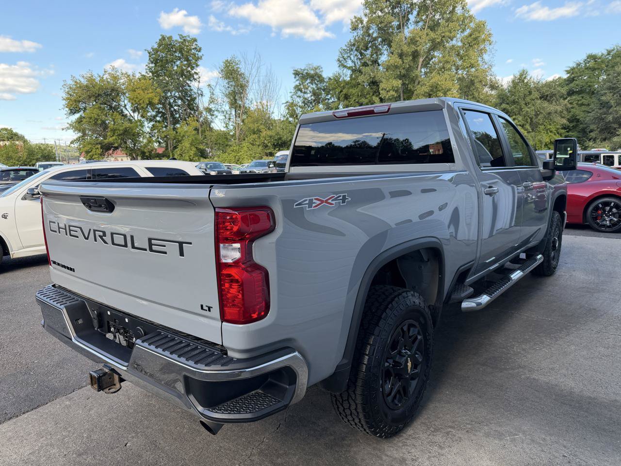 Used 2024 Chevrolet Silverado 3500 LT AWD/4WD image 4