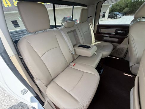 Used 2016 RAM 1500 Laramie w/ Convenience Group image 8