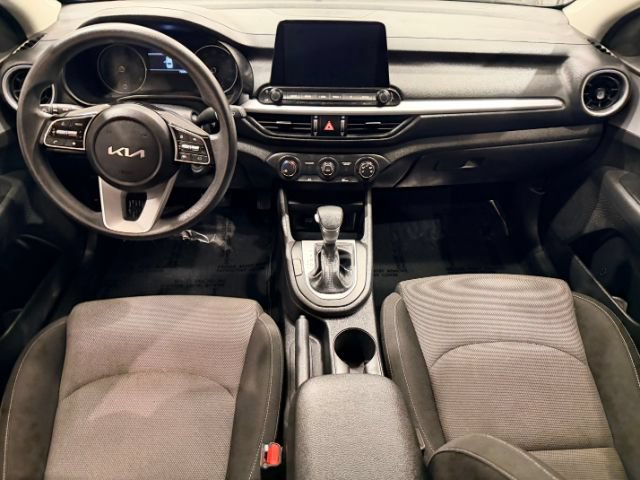 Used 2023 Kia Forte LXS w/ LXS Technology Package FWD image 30