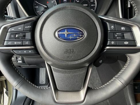Used 2025 Subaru Ascent Touring AWD/4WD image 19