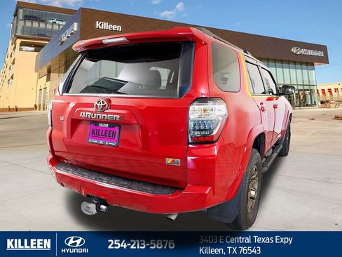 Used 2023 Toyota 4Runner 40th Anniversary SE image 7