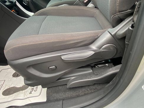 Used 2020 Chevrolet Trax LS w/ Tint and Cruise Package FWD image 17