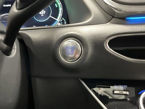 Used 2023 Hyundai Sonata Limited image 22