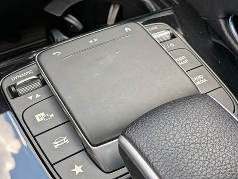 Used 2022 Mercedes-Benz GLS 450 4MATIC image 32