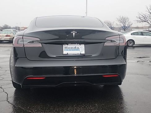 Used 2022 Tesla Model S image 6