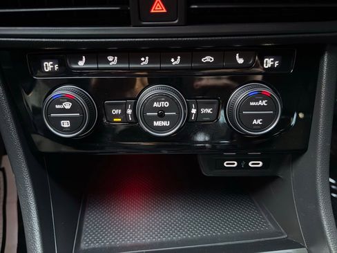 Used 2021 Volkswagen Jetta GLI image 27