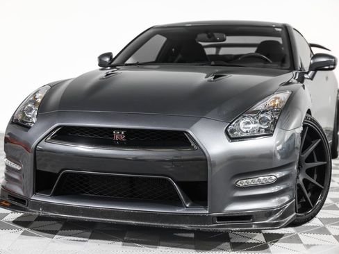 Used 2013 Nissan GT-R Premium AWD/4WD image 12