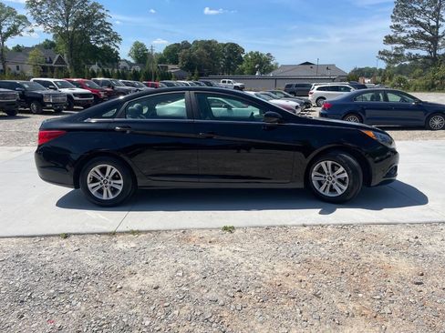 Used 2012 Hyundai Sonata GLS w/ Popular Equipment Pkg FWD image 4