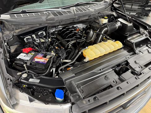 Used 2022 Ford F150 Lariat w/ Equipment Group 502A High AWD/4WD image 11