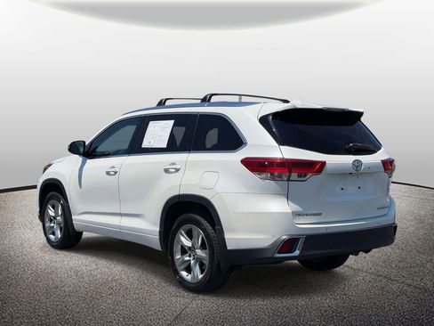 Used 2018 Toyota Highlander Limited AWD/4WD image 6