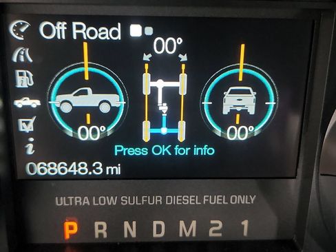 Used 2016 Ford F250 Lariat w/ Lariat Ultimate Package AWD/4WD image 28