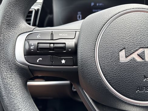 Certified 2023 Kia Sportage LX AWD/4WD image 19