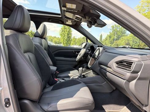 Certified 2025 Subaru Forester Touring w/ Popular Package - Touring AWD/4WD image 16